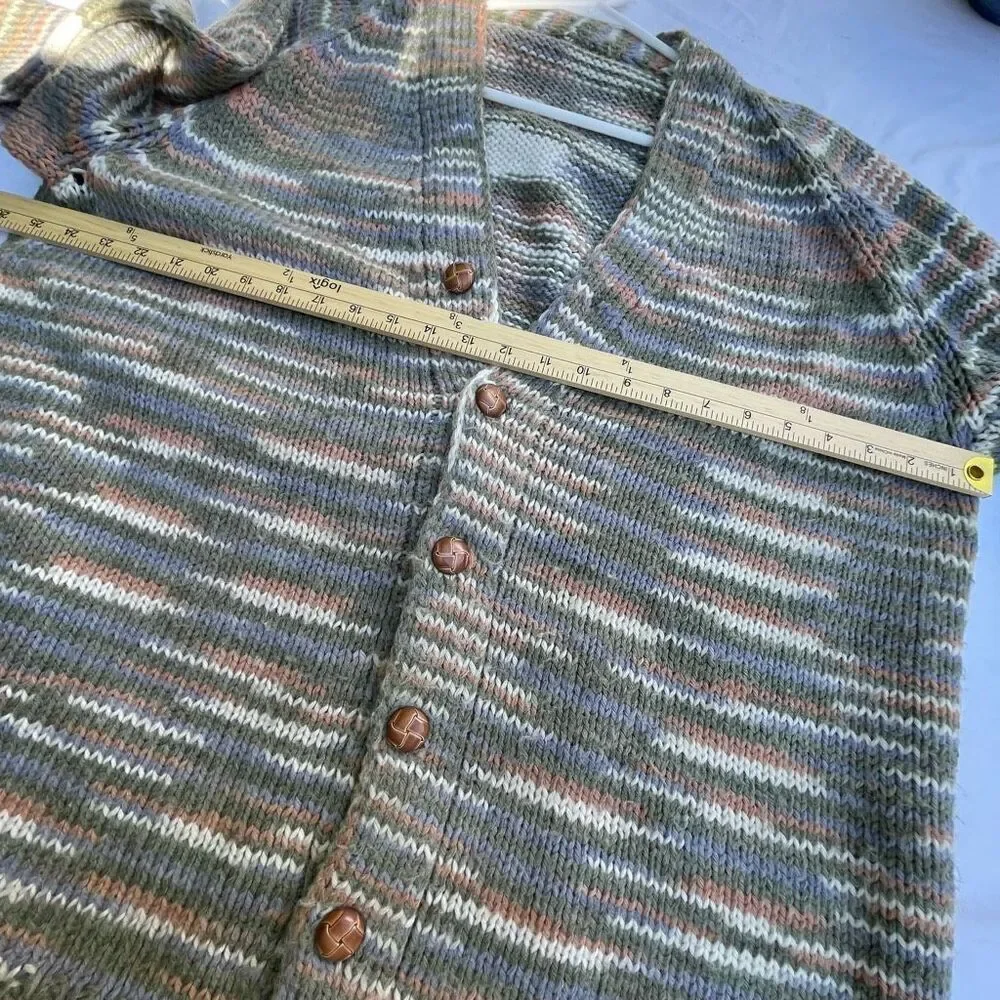 Vintage Aztec size 2X button front handmade cardigan. No TAGs see measurements